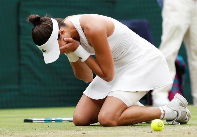 南宫体育- 穆古鲁扎意外战胜美国队，重要助攻引爆全场！观众掌声雷动