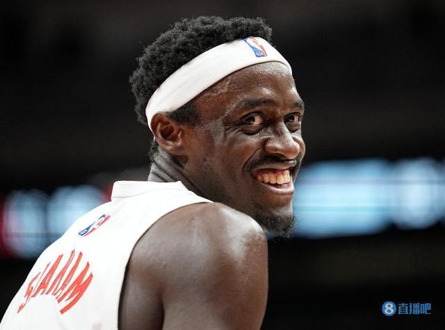 南宫体育-西亚卡姆在IG比赛中大胜,逆转引发热议!的简单介绍